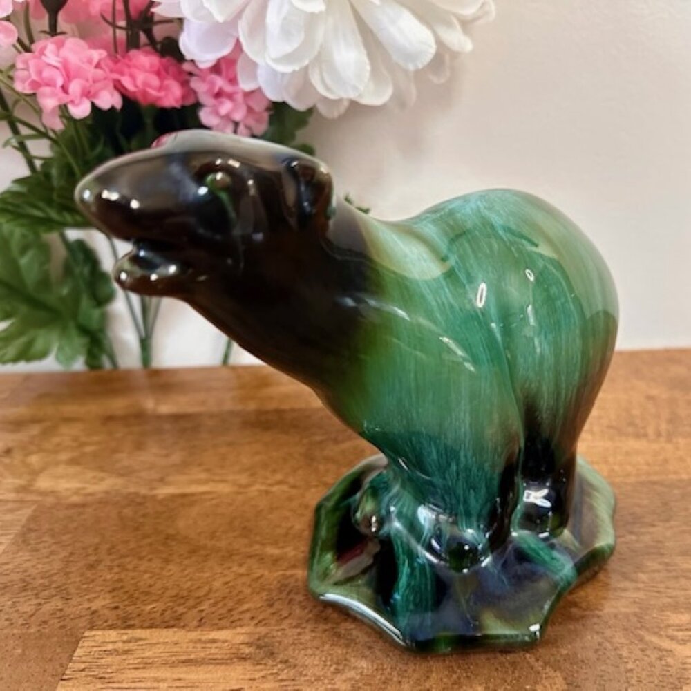 Blue Mountain‎ Pottery Polar Bear Figurine BMP Canadian Vintage Wildlife Decor